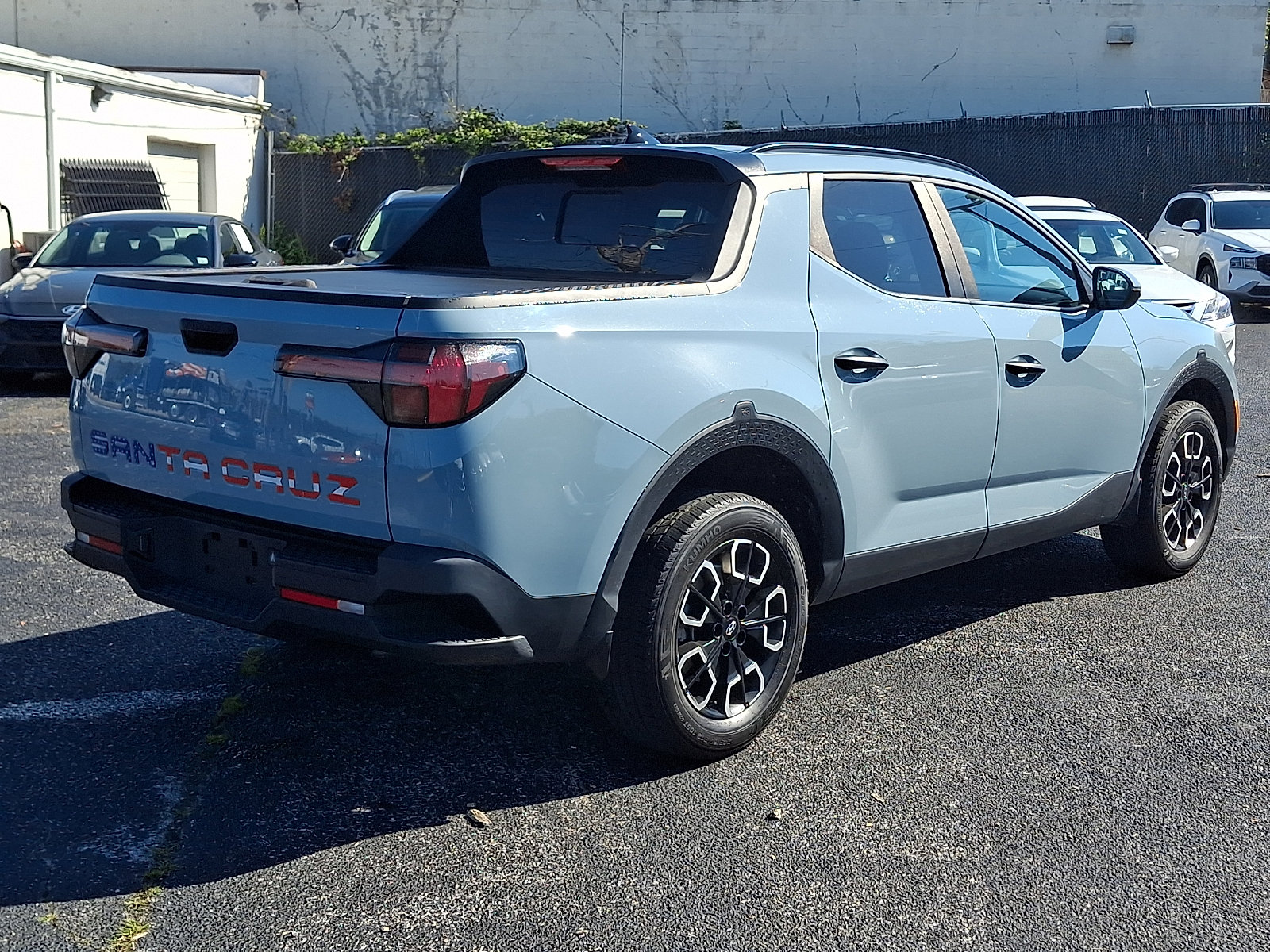 Used 2023 Hyundai Santa Cruz SEL w/ Activity Package FWD image 6