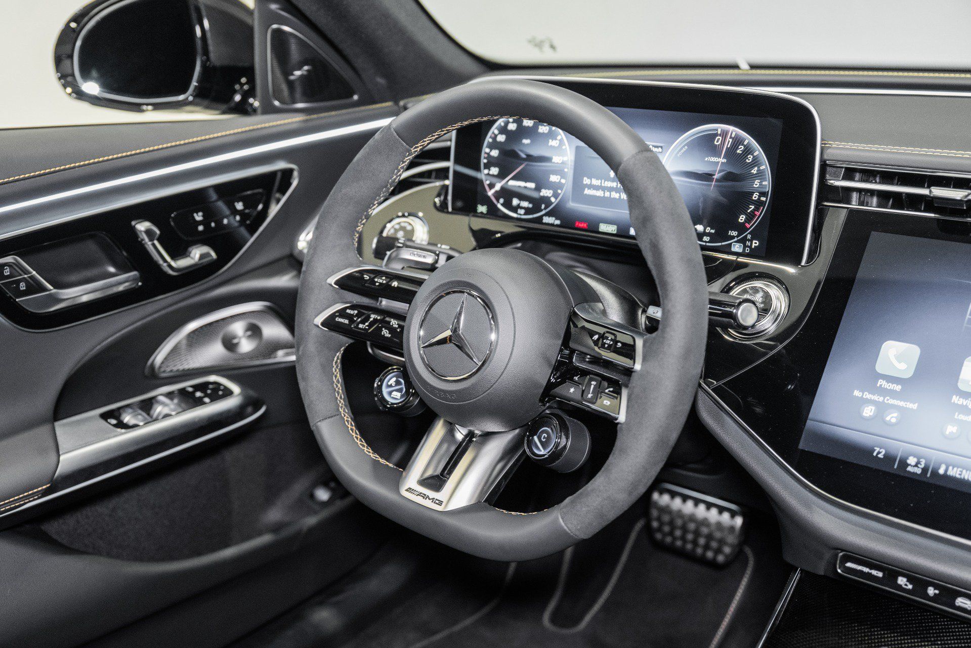 Used 2026 Mercedes-Benz E 53 AMG e 4MATIC Wagon image 32