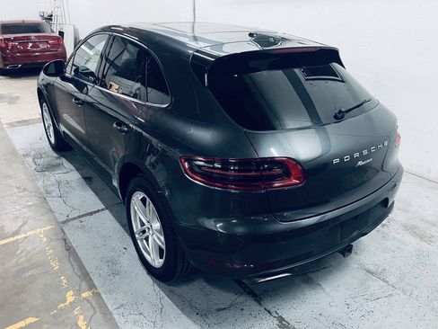 Used 2017 Porsche Macan AWD/4WD image 5