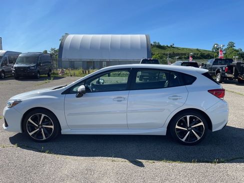 Used 2022 Subaru Impreza 2.0i Sport AWD/4WD image 9