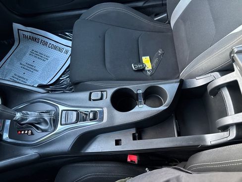 Used 2021 Chevrolet Camaro LS image 27