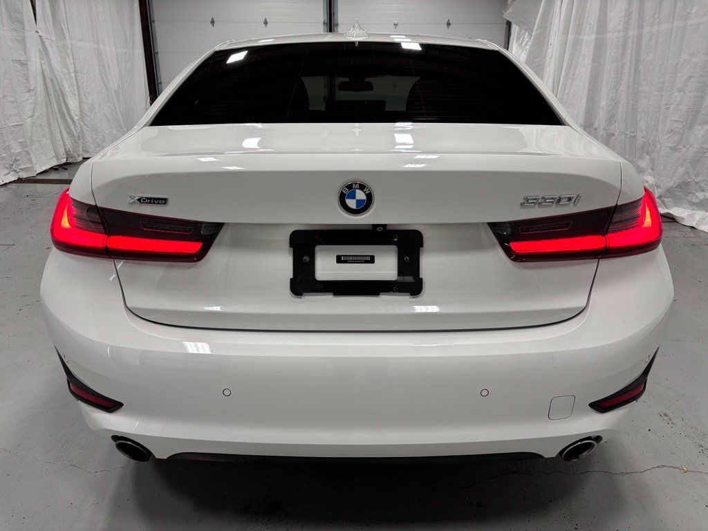 Used 2020 BMW 330i xDrive Sedan w/ Premium Package AWD/4WD image 6