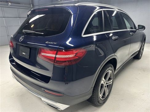 Used 2018 Mercedes-Benz GLC 300 4MATIC image 7