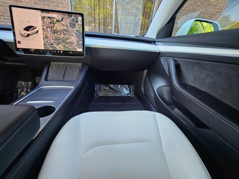 Used 2023 Tesla Model 3 Standard Range image 52