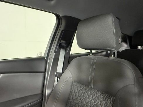 Used 2020 Chevrolet Blazer LT image 21