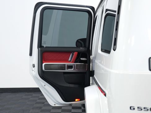 Used 2020 Mercedes-Benz G 550 image 24