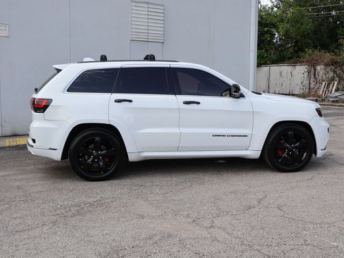 Used 2015 Jeep Grand Cherokee High Altitude AWD/4WD image 8