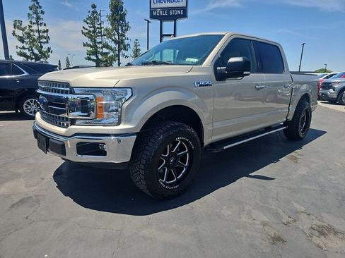 Used 2018 Ford F150 XLT w/ Equipment Group 302A Luxury RWD image 3