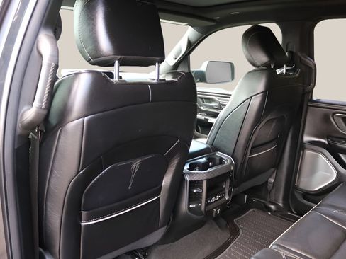 Used 2020 RAM 1500 Limited AWD/4WD image 17