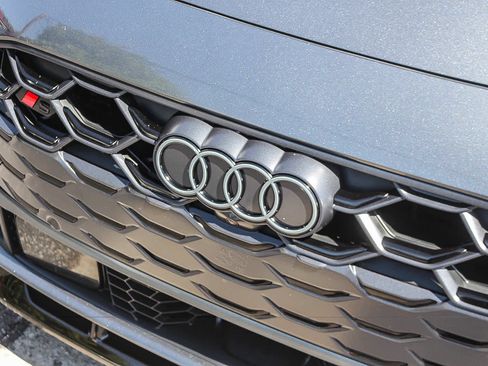 Used 2025 Audi S5 Premium Plus w/ Premium Plus Package AWD/4WD image 11