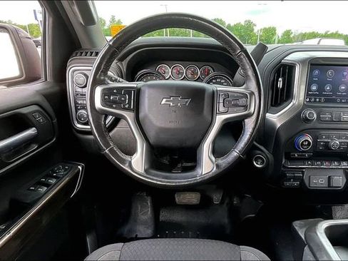 Used 2021 Chevrolet Silverado 1500 RST w/ Z71 Off-Road Package AWD/4WD image 9