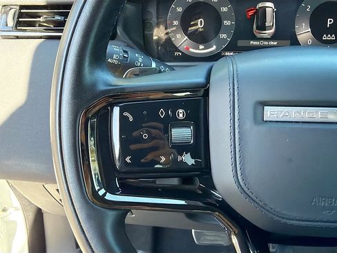 Used 2025 Land Rover Range Rover Velar Dynamic SE image 37