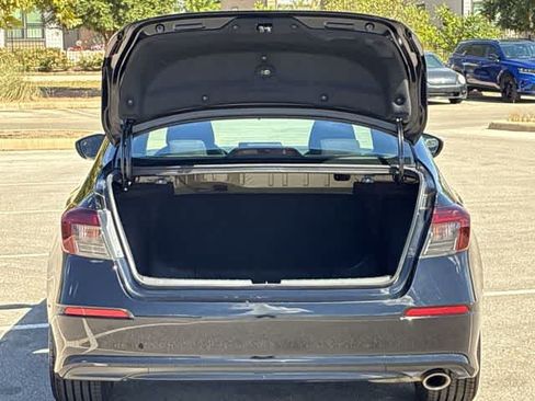 Used 2025 Honda Civic Sport image 35