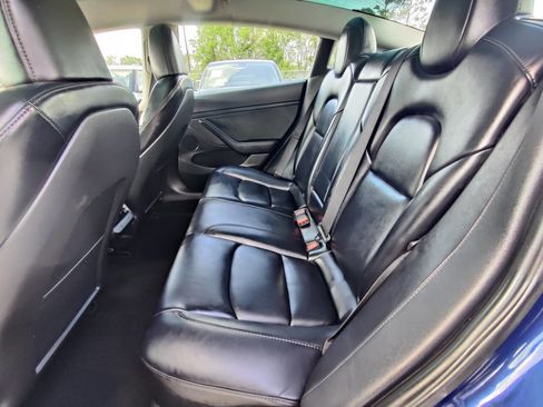 Used 2023 Tesla Model 3 Standard Range image 7