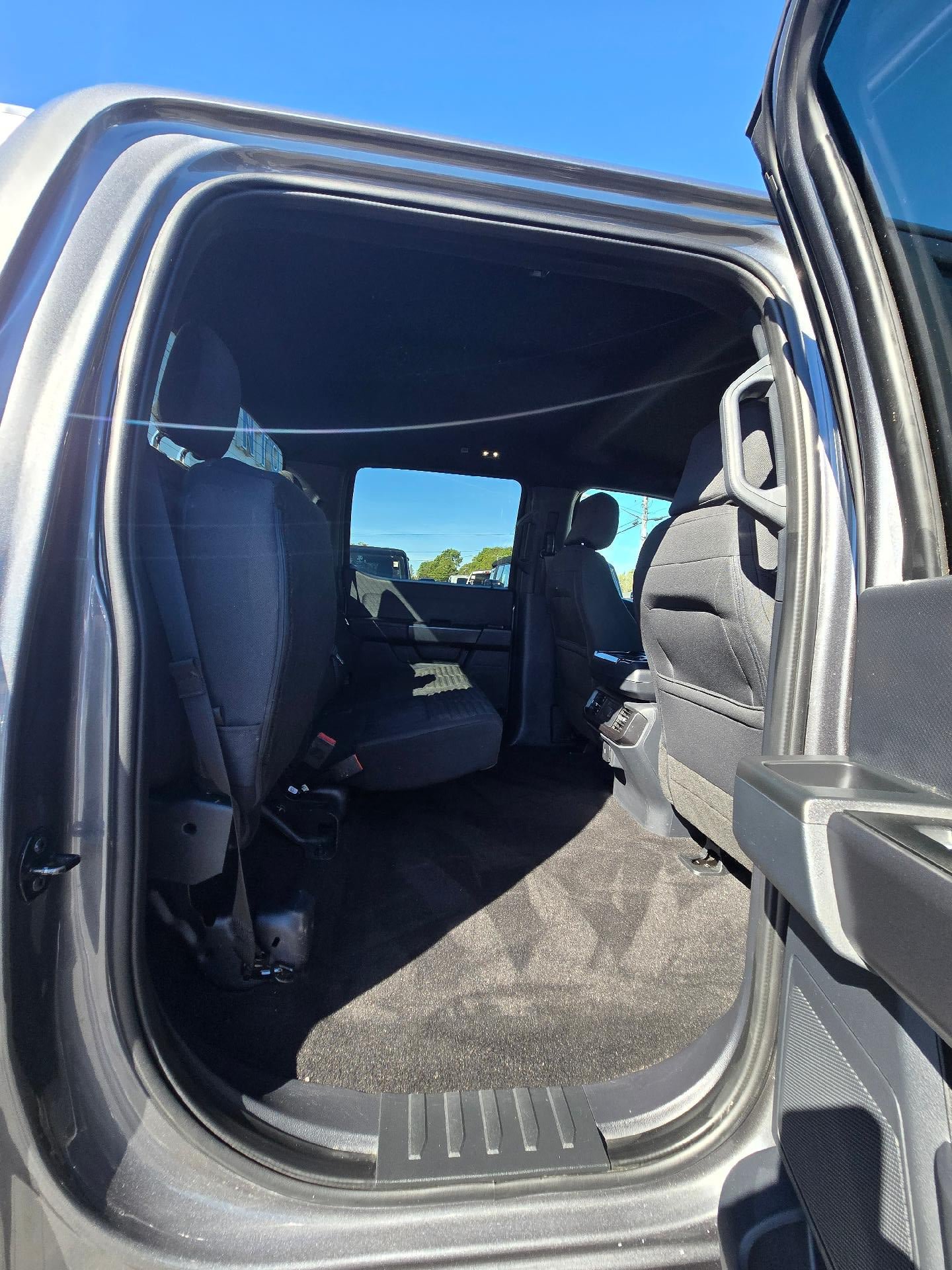 Used 2022 Ford F150 XL w/ STX Appearance Package AWD/4WD image 18