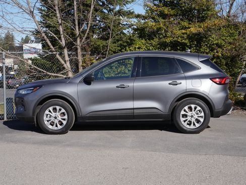 Certified 2025 Ford Escape Active image 18