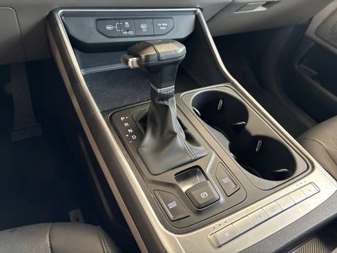 Used 2026 Kia Carnival FWD image 39