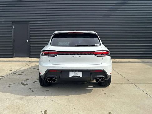 Certified 2025 Porsche Macan Turbo AWD/4WD image 6
