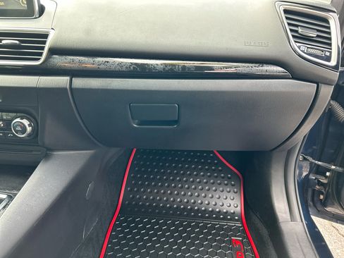 Used 2016 MAZDA MAZDA3 i Touring w/ Popular Equipment Package image 25