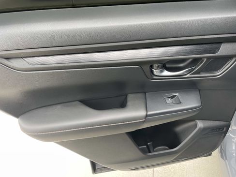 Certified 2025 Honda CR-V Sport-L image 17