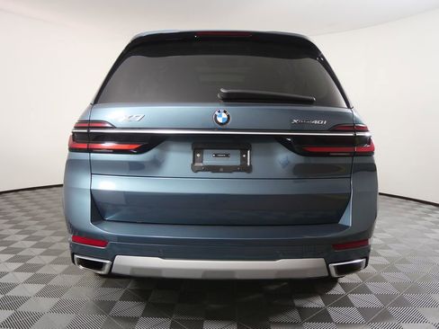 Certified 2025 BMW X7 xDrive40i w/ Premium Package image 4