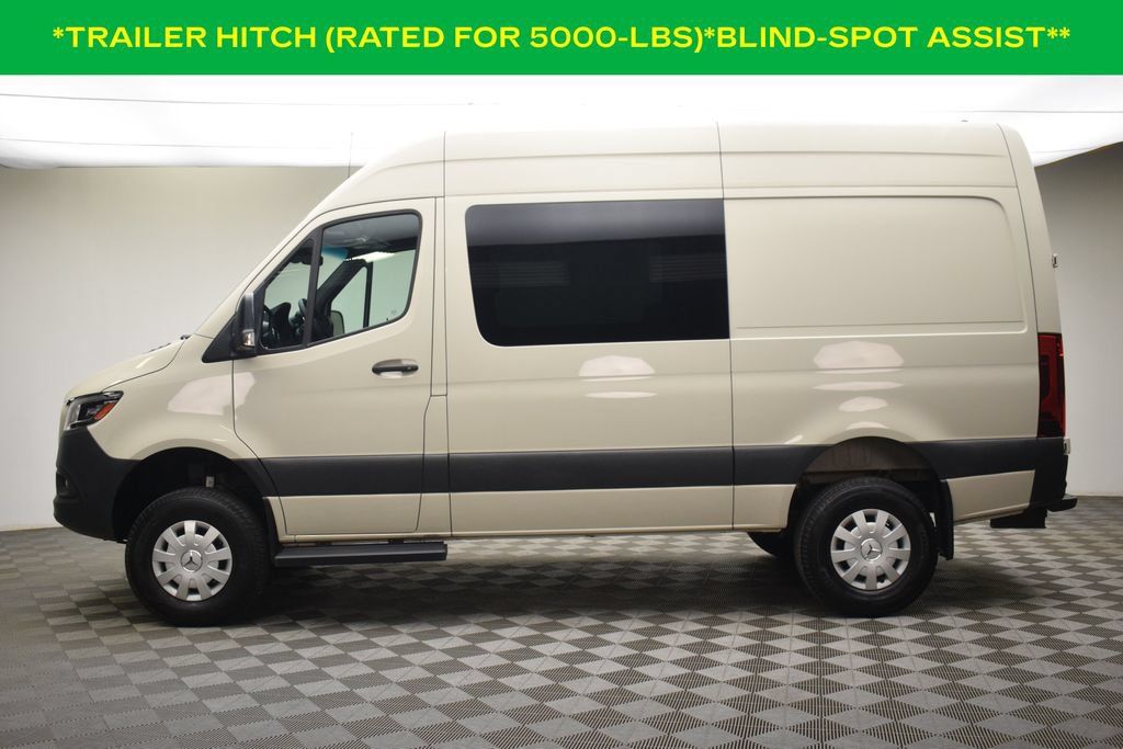 Used 2024 Mercedes-Benz Sprinter 2500 image 7