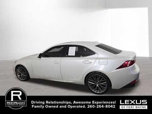 Used 2015 Lexus IS 250 AWD image 9