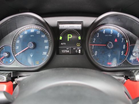 Used 2012 Maserati GranTurismo Sport RWD image 5