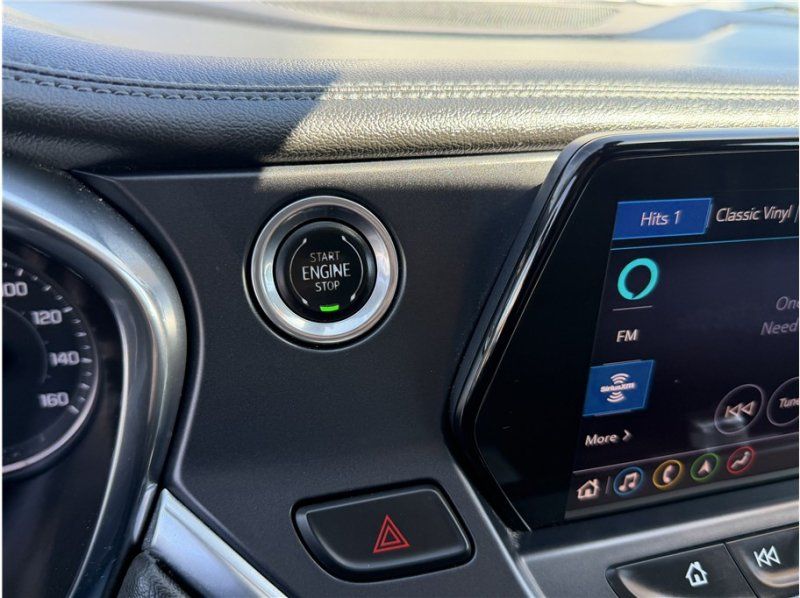 Used 2019 Chevrolet Blazer LT w/ Sound & Technology Package FWD image 43