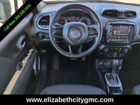 Used 2021 Jeep Renegade Latitude w/ Convenience Group AWD/4WD image 16