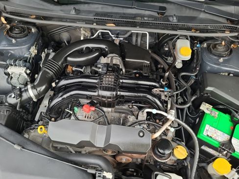 Used 2016 Subaru Impreza 2.0i Premium image 14