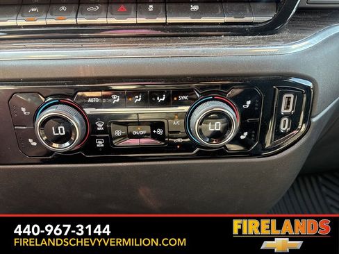 Used 2024 Chevrolet Silverado 1500 LT image 25