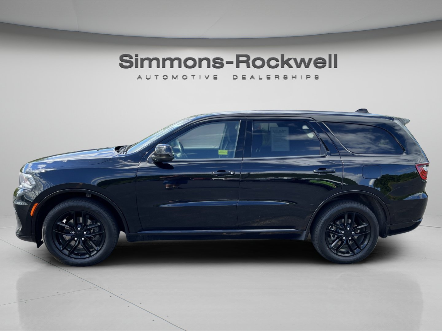 Used 2025 Dodge Durango GT AWD/4WD image 2