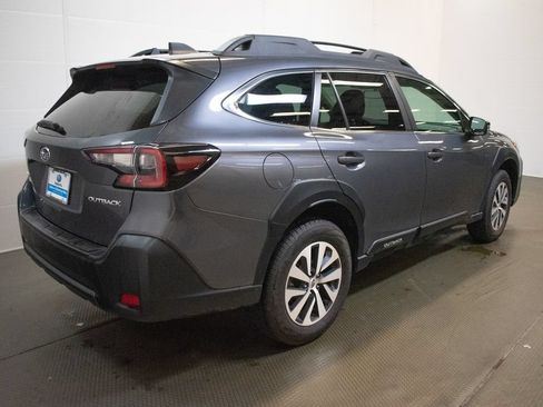 Certified 2025 Subaru Outback Premium AWD/4WD image 4