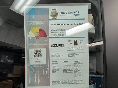 Used 2025 Hyundai Venue Limited FWD image 26