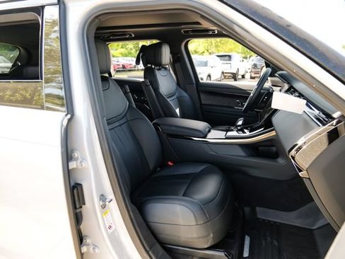 New 2026 Land Rover Range Rover Sport Dynamic SE AWD/4WD image 44