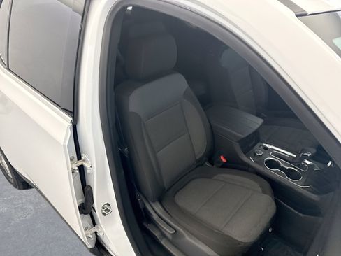 Used 2023 Chevrolet Traverse LT w/ LPO, Floor Liner Package AWD/4WD image 16