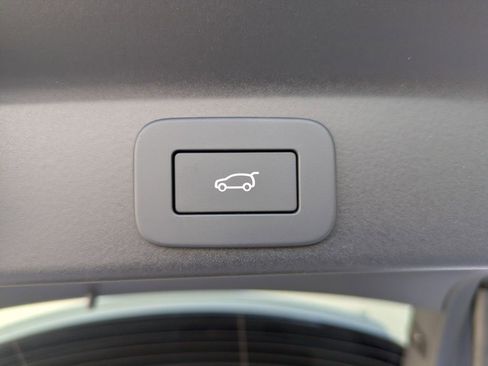 New 2026 Jaguar F-PACE SVR AWD/4WD image 14