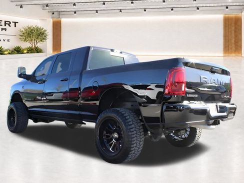New 2025 RAM 2500 Laramie AWD/4WD image 10