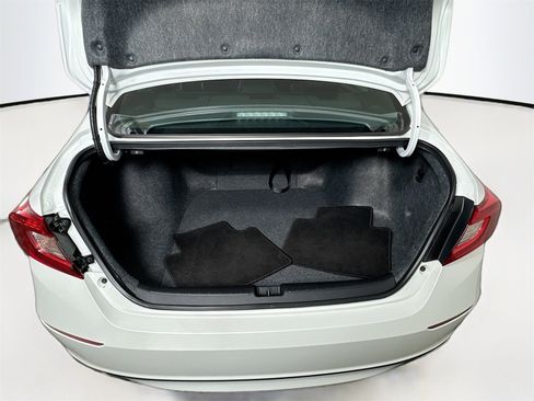 Used 2021 Honda Accord Sport image 21