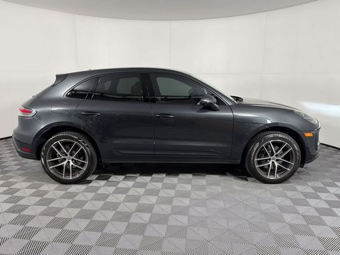 Certified 2026 Porsche Macan AWD/4WD image 8