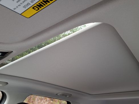 New 2026 Kia Sorento S w/ S Panoramic Sunroof Package FWD image 12