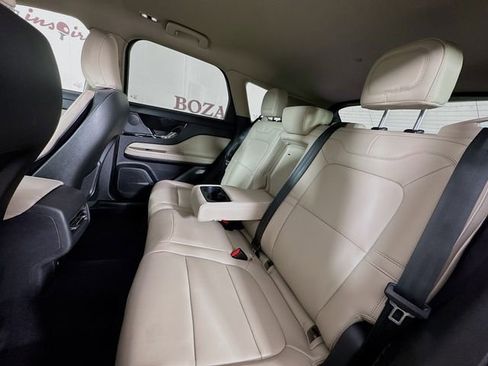 New 2026 Lincoln Corsair Premiere FWD image 26