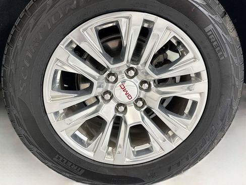 Used 2021 GMC Yukon Denali AWD/4WD image 30
