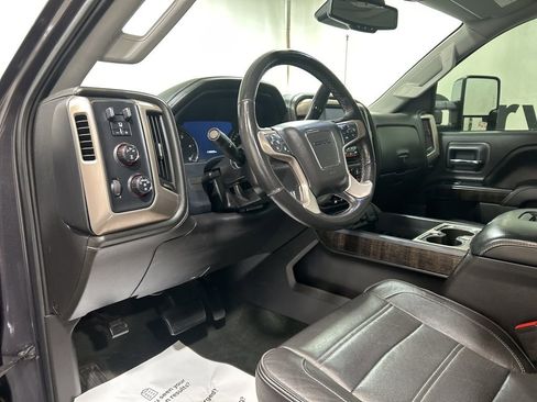 Used 2016 GMC Sierra 2500 Denali w/ Duramax Plus Package image 22