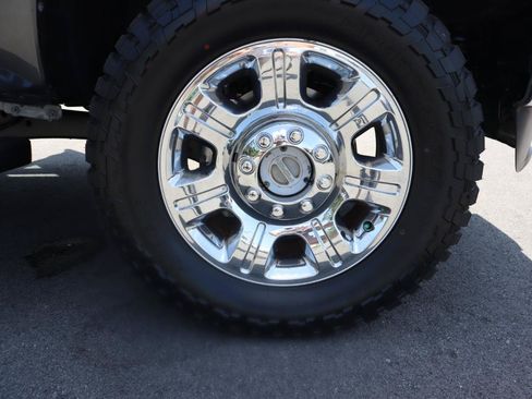Used 2016 Ford F250 Lariat w/ Lariat Ultimate Package AWD/4WD image 18