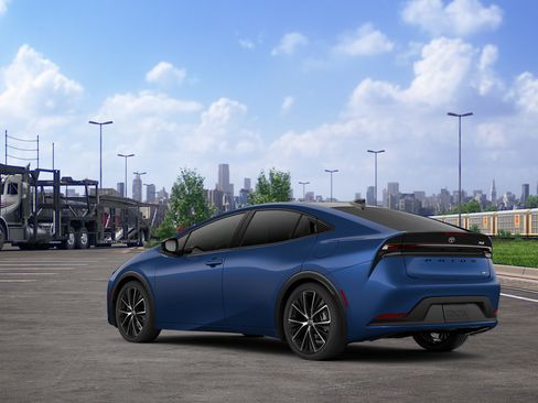 New 2026 Toyota Prius XLE FWD image 8