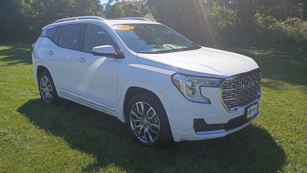 Used 2023 GMC Terrain Denali w/ Denali Premium Package AWD/4WD 360° Tour