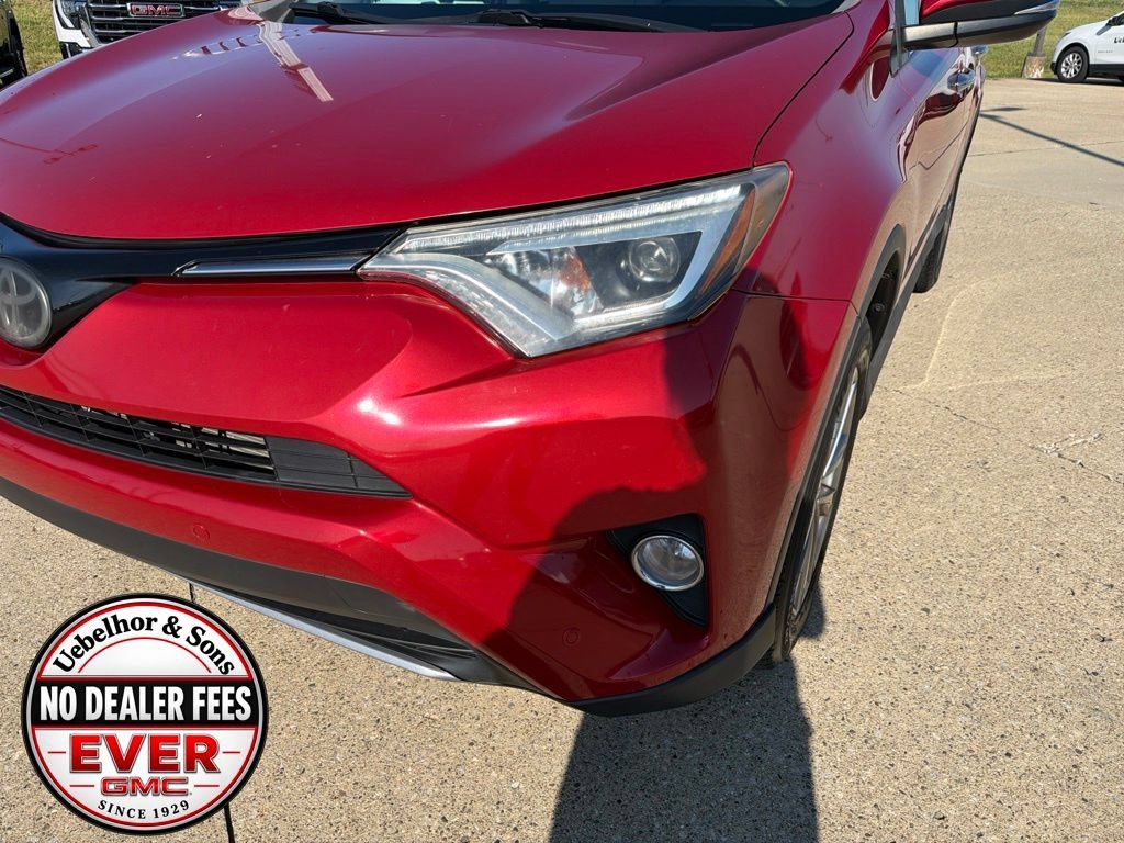 Used 2017 Toyota RAV4 Limited FWD image 14