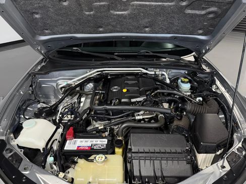 Used 2010 MAZDA MX-5 Miata Touring w/ Suspension Pkg RWD image 8